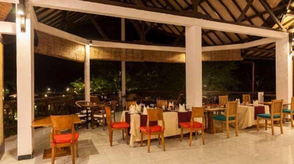 Bajo Komodo Eco Lodge Labuan Bajo Dış mekan fotoğraf